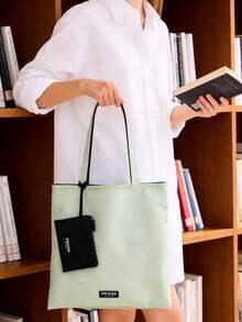 Prada Bolso de lona, verde y negro, bolso cosmético de gran capacidad, cierre con cremallera superior, correa para el hombro, reversible - Negro y verde - Ver 3