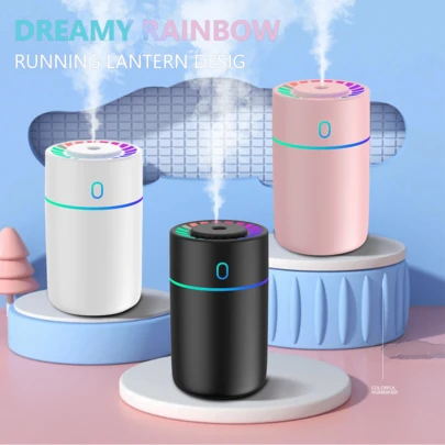 1个彩色迷你加湿器，二合一智能车载加湿器和香薰灯，USB供电，配备七彩氛围灯，车载空气清新剂，便携式精油扩散器，适用于各种场合。