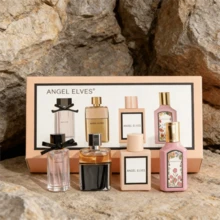3pc/4pc Exquisite And Elegant Perfume Gift Set, Each Bottle Containing 1.01 Ounces. The Fragrance Is Long-Lasting, Providing 24 Hours Of Scent. Convenient To Carry And Suitable For All Occasions, It's The Perfect Gift For Your Loved Ones. - 甜美風 - 查看 1