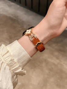 New Genuine Leather Watch Band Compatible With Apple Watch Series 10/8/9/7/6/5/4/3/2/1, Also Compatible With Apple Watch Ultra 40mm 44mm 41mm 45mm 49mm 42mm 38mm, Fashionable Bracelet Accessory For Women. Comfortable To Wear On The Wrist Without Feeling Stuffy. - Brown Gold Lychee Pattern - View 6