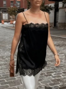 Women Y2k Floral Lace Trim Satin Camisole Top Spaghetti Strap Square Neck Side Split Silk Cami Tank Tops Summer Sleeveless Loose Fit Vest Shirts Cute Elegant Party Club Going Out Tops Sexy Coquette Clothes Streetwear Lounge Sleepwear Layering Top - 黑色 - 查看 2