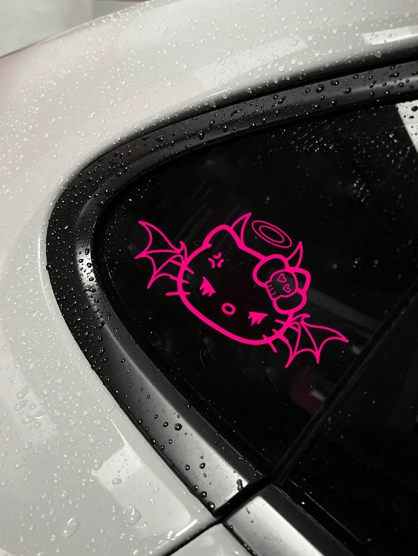 1 Piece Of Sanrio Cute Cartoon Hello Kitty Sticker, Suitable For Motorcycles, Car Scooters, Scratch-Resistant, Waterproof And Sunscreen, Fuel Tank Cap, Car Window, Bumper Decorative Sticker - Devil KT - View 1
