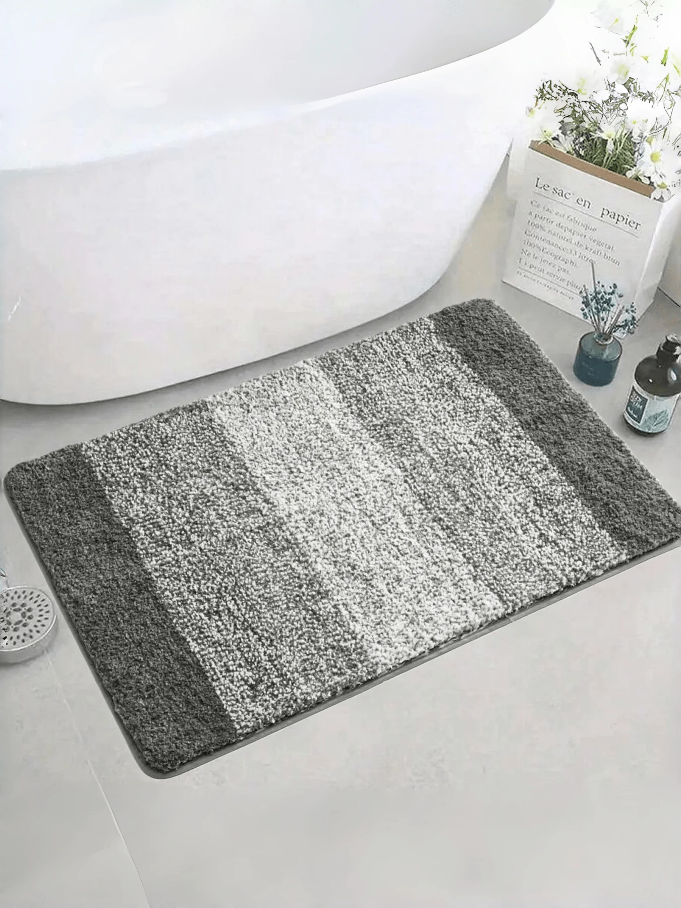 Gradient Grey Bathroom Floor Mat, Simple Design, More Resistant To Dirt, Bathroom Rug 36"X24" Absorbent Soft Bath Mat Machine Washable Quick Dry Non-Slip, Large Size, Dirt Resistant, Antibacterial, And Good Water Absorption - Xám - Xem 1