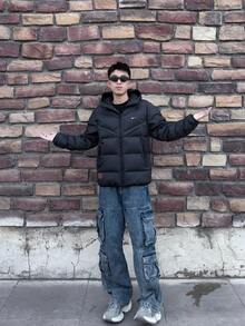 Nike Storm-FIT Windrunner 防風拒水時尚連帽拉鍊長袖麵包羽絨外套 男款 黑色 - 黑色 - 查看 7