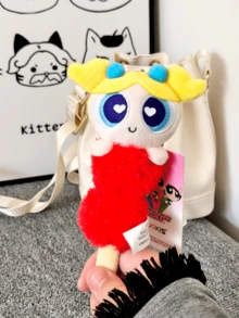The Powerpuff Girls Strawberry Tanghulu Character Keychain Bag Charm Pendant, Cartoon Dessert-Inspired Design Featuring Strawberry Skewer Detail and Sweet Expression Elements, Soft-Touch Fabric Surface with Fine Stitching and Refined Craftsmanship, Keyweight Hpack Ynament Character Collectible for Daily Styling Display Decoration and Desk Accent, Eye-Catching Food-Themed Cartoon Accessory for Character Fans and Art Figure Collectors, Charming Gift Choice for Friends Couples Birthdays Holidays and Special Celebration Moments - 彩色 - 查看 8