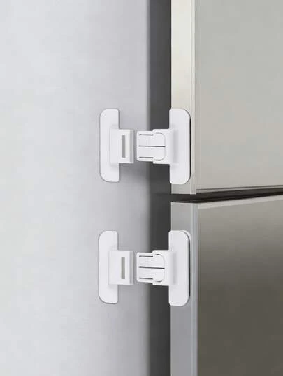 1Pc Minimalist Classic Practical  White Plastic Refrigerator Door Latch - Adhesive No-Drill Removable Buckle Firm Lock Clamp Anti-Pinch Hand Design For Kitchen Organization Home Use Apartment Living Dorm Room Essentials Baby Proofing Senior Safety For Students Couples Friends Colleagues Office Workers Senior Groups