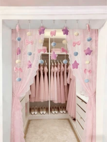 7粒涤纶纤维心形挂饰，波西米亚风爱情主题窗帘装饰，情人节婚礼装饰，高端女士墙面挂帘装饰，粉色星球门帘装饰，可爱女孩房布置，卧室门挂装饰，无需打孔。适用于情人节、婚礼和家居装饰。 - 愛心門簾 - 查看 4