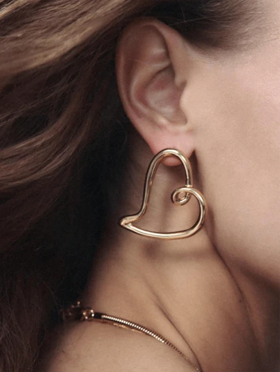 1 Pair Minimalist Hollow Heart Design Alloy Stud Earrings, Elegant Versatile Valentine's Day Earrings For Women