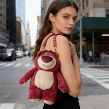 迪士尼娃娃故事抱抱熊毛绒背包，可爱草莓熊毛绒斜挎包，卡通娃娃单肩包，节日和生日礼物 - 玫紅色 - 查看 4