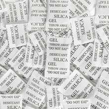 Silica Gel Desiccant,Moisture-Proof,Mold-Preventing And Dehumidifying Agent,Humidity Control,Closet & Household Dehumidifier,Suitable For Various Moisture-Proof And Humidity-Control Scenarios Such As Home Use,Storage And Travel(1/2/5g) - Multicolor - View 1