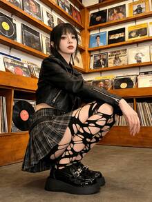 1 双黑色不规则镂空渔网袜，哥特朋克尼龙踩脚袜，镂空设计，高腰弹力，非常适合万圣节、锐舞派对、夜店装和日常街头装。 - 黑色 - 查看 4