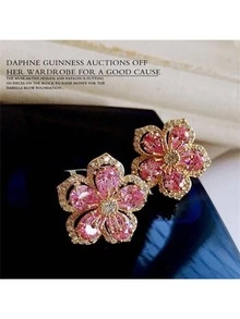 Luxury Unique Style Industrial Flower Stud Earrings With Shiny Rhinestone, Fashionable & Minimalist Design Valentines - Star - View 2