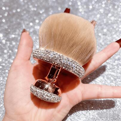 2026 Trending Large Self-Tan Applicator Brush, Rhinestone Foundation Brush For Fake Tan & Bronzer, Soft Glow Blurred Finish, Oval Face & Body Makeup Brush, Travel & Festival Gift,Travel Essentials,Nail Tech Supplies,Makeup Brushes.