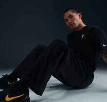Nike Solid Color Print Dropped Shoulder Short Sleeve Crew Neck T-Shirt, Black - 黑色 - 查看 7