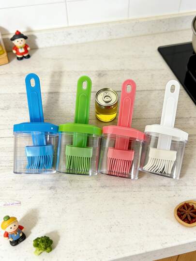 1pc Multi-Color Portable Oil Brush Oil Bottle Baking Pancake Barbecue Cooking - Kitchen Small Tool, Baking Tool, Convenient Storage, Compact Design, Durable Kitchenware. Coating Brush, Sauce Spreader. Ergonomic Handle, Easy To Clean Design, Non-Slip Base And Storage Box. For Kitchen Grilling Camping Outdoor Picnic Oil Brushing. Ideal Gift For Home Chefs And Outdoor Enthusiasts. Suitable For Parties, Camping, Home
