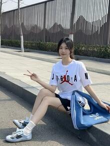Nike Jordan品牌Logo字母印花宽松透气圆领短袖复古T恤，白色 - 白色 - 查看 8