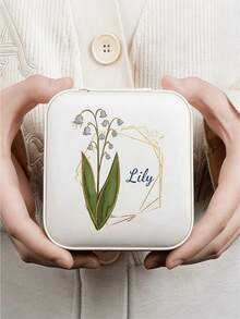 1 Stück personalisierte Schmuckbox, Blumen Reise Schmuckkoffer, Ringaufbewahrungsbox, Brautjungferngeschenk, Hochzeitsgeschenk, Monogramm Ringbox, Geschenkbox für Frauen (geeignet für Ringe, Anhänger, Ohrringe, Halsketten usw.). Geeignet als Geschenk für sie, Freundin, Mutter, Freundin, für Anlässe wie Valentinstag, Geburtstag, Muttertag, Neujahr. - Verschiedenfarbig - Übersicht 4