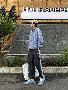 Adidas 阿迪达斯 ESSENTIALS 条纹休闲简约抽绳运动裤，男女通用，传奇墨蓝色 - 黑色 - 查看 9