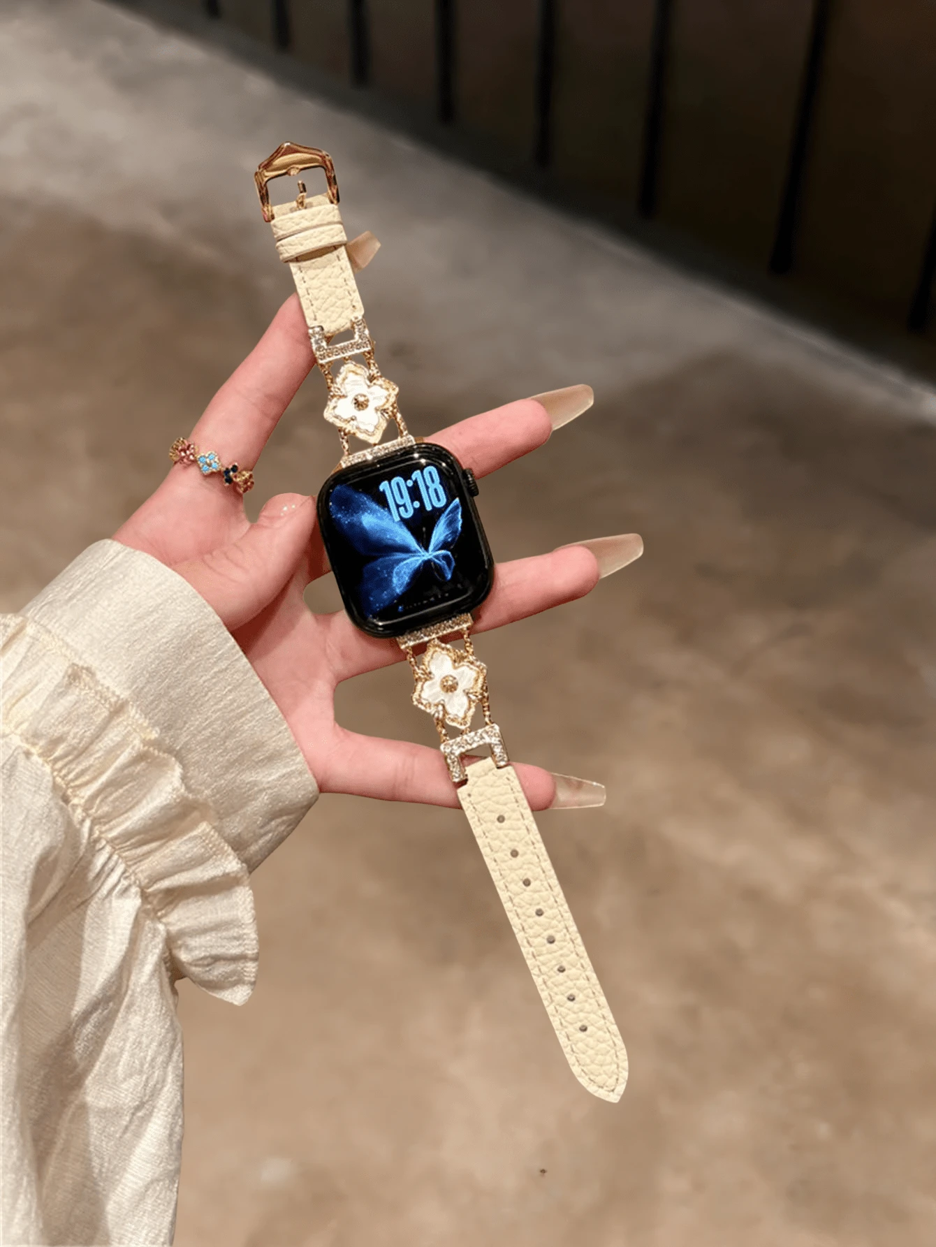 Nueva correa de reloj de cuero genuino compatible con Apple Watch Series 10/8/9/7/6/5/4/3/2/1, también compatible con Apple Watch Ultra de 40 mm, 44 mm, 41 mm, 45 mm, 49 mm, 42 mm y 38 mm. Accesorio de pulsera de moda. Cómodo de llevar, no es sofocante ni incómodo.