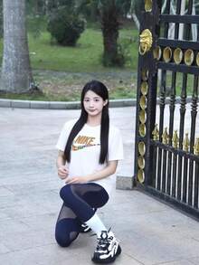 Nike Sportswear 经典旗帜标志印花复古美式风格短袖T恤，白色，男款 - 白色 - 查看 8