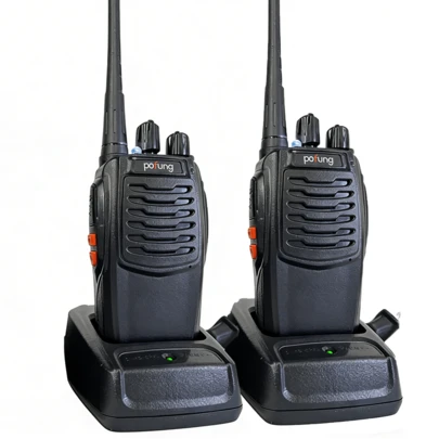 Radios de Comunicación Inalámbricos, BaoFeng Walkie Talkie 666s Recargable de Largo Alcance a Prueba de Lluvia, Altavoces con Micrófono, Intercomunicador Remoto para Uso Laboral