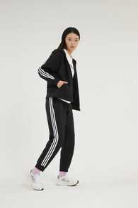 Adidas 阿迪达斯三条纹 W FI FZ REG 撞色三条纹运动风连帽衫外套，黑色 - 黑色 - 查看 9