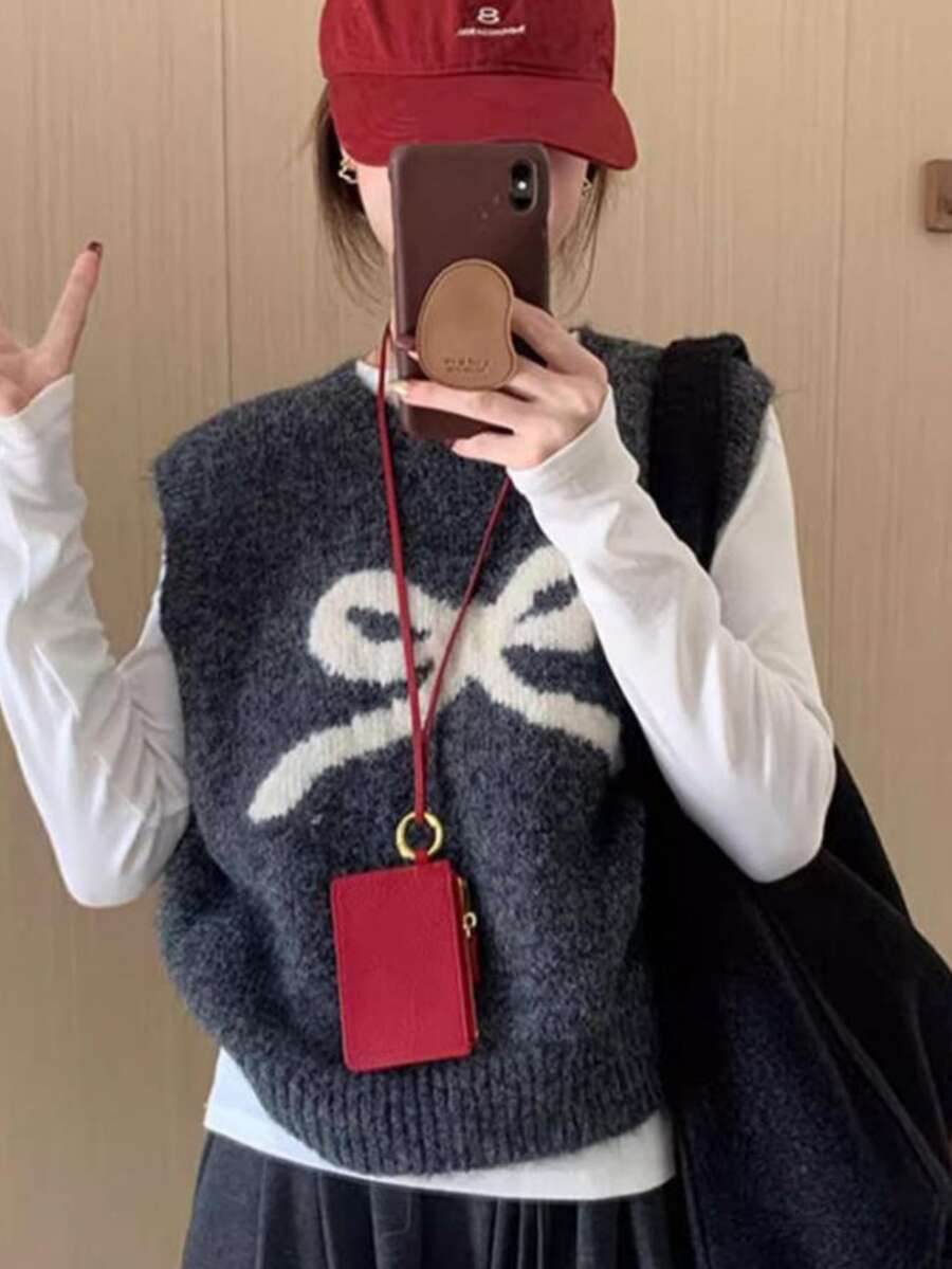 New For Early Spring 2026: Layered, Casual, Simple, Versatile Knit Vest, A Must-Have Item. Sleeveless. - Grey - View 1