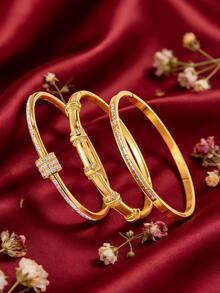 3/1件 - 多功能三件套手链，结合不锈钢和铜，展现低调奢华，锆石细节为基本设计增添光彩。 - 金色 - 查看 4