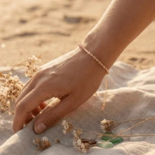 1pc Women's Bracelet, Pink Natural Stone Beads, Minimalist Luxurious Style, High-End Accessory - Pink - View 3