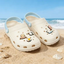 Dép nữ MINISO hình chó Maltese dễ thương, họa tiết hoạt hình chú cún con, dép đi biển thoải mái, nhẹ, thoáng khí, đế EVA dày, chống trượt, có lỗ thông hơi, quà tặng. - trắng - Xem 6