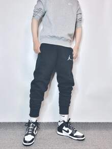 Quần dài dệt kim thoáng khí Nike Sportswear NSWCLUB PANTOHFT dành cho thể thao thường ngày. - màu đen - Xem 9
