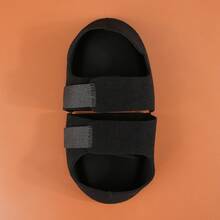 QKC 1 Pair Unisex Heel Cushion Pads, Shock Absorbing, Leg Pressure Relief, Adjustable Strap, Anti-Slip Insoles - Black - View 4