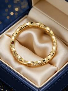 Women's Gold-Plated Zirconia Ring, Twisted Braided Ring Band With Micro-Inlaid Zirconia Accents, Minimalist Elegant Style For Daily Wear, Versatile Design, Great Birthday Gift For Fashion Enthusiasts - Gold - View 2
