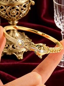 Camhanno 1 Piece - Cheetah Head Bronze Bracelet, The Gold Plating Process Makes The Zirconia Sparkle, The Green-Eyed Cheetah Has A Cool And Stylish Aura, And Is The Perfect Finishing Touch To Your Personal Style. - Gold - View 3