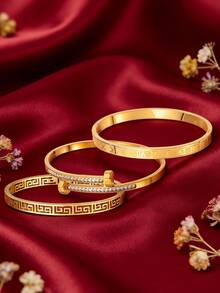 3 piezas - Pulseras exquisitas y resistentes a la decoloración chapadas en oro. Hechas de acero inoxidable resistente a los arañazos, estas pulseras incorporan múltiples elementos para superponerlas, creando estilos refinados que realzan tu tez y elevan tu apariencia general. - Dorado - Ver 4
