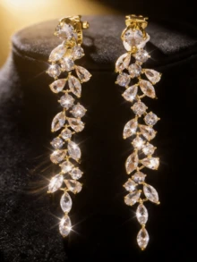 Pendientes con borla de circonita cúbica encantadores, adecuados para fiestas y vestimenta de noche - Pendientes - Ver 4