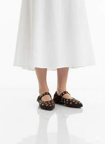 Soraia 鞋履，麂皮瑪麗珍芭蕾舞鞋，金屬鞋眼和搭扣帶 - 優雅龐克風平底鞋，波西米亞風格，沙灘搭扣 - 棕色 - 查看 2