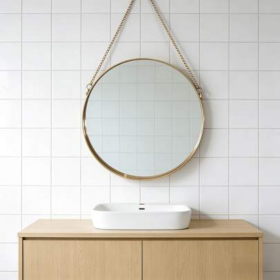 مرآة معلقة مطلية بالذهب - تصميم سلسلة مزدوجة دائرية / ثماني الأضلاع - ديكور حمام حديث بشعور فاخر