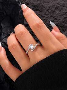 Anillo con forma de pera de estilo europeo y americano, diseño de cruces de diamante de imitación, anillo de dedo elegante para uso diario - Dorado - Ver 4