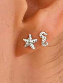 1 par de pendientes de botón con diseño de vida marina bohemio de aleación de zinc con estrella de mar, concha y caballito de mar, regalo de playa y verano, para uso diario - Plateado - Ver 13