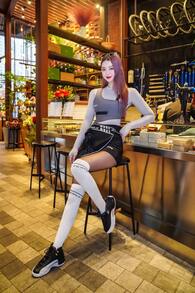 Nike Jordan Air Jordan 12 “French Blue 2.0”舒適百搭 防滑耐磨 高筒 復古籃球鞋 男款 白藍 - 黑與白 - 查看 7