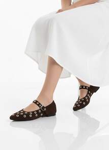 Soraia 鞋履，麂皮瑪麗珍芭蕾舞鞋，金屬鞋眼和搭扣帶 - 優雅龐克風平底鞋，波西米亞風格，沙灘搭扣 - 棕色 - 查看 3