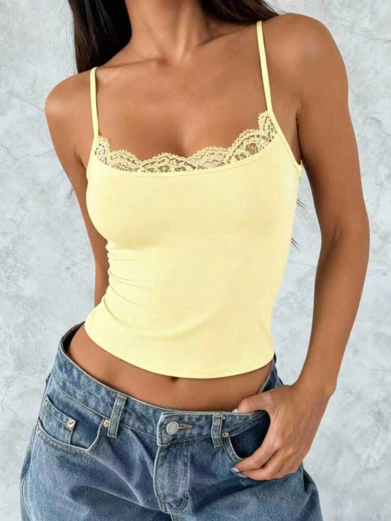 Áo hai dây nữ VIVINA mùa hè màu trơn phối ren cổ tròn ôm sát, kiểu dáng thường ngày. - Vàng nhạt - Xem 1