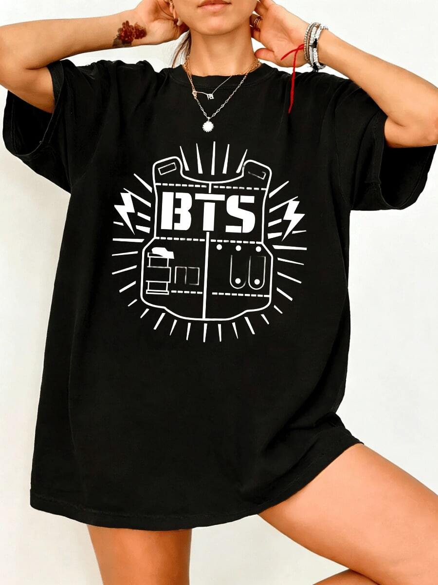 T-shirt imprimé rétro de camion de la tournée mondiale de K-Pop, T-shirt oversize en 100% coton pour les fans de l'ARMÉE de , style streetwear pour amis - Noir - Voir 1