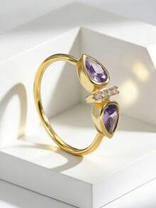 Charm-In 女士镀金紫色锆石戒指，轻盈奢华的鸡尾酒戒指，适合约会、派对、通勤、休闲等各种场合佩戴。 - 金色 - 查看 4