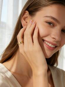 Charm-In Minimalist Glossy Gold-Plated Adjustable Open Ring, Stackable Atmospheric Jewelry, Elegant Gift For Girlfriend On Valentine's Day - Gold - View 2