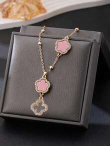 1 Fashionable New Luxury Sweet Fresh Lucky Pink Hollow Clover Pendant Necklace, Ladies (No Gift Box. Due To Manual Cutting, The Number Of Beads On The Necklace Is Random And Based On A Fixed Length, It Will Not Affect The Final Wearing Effect) - Pink - View 2