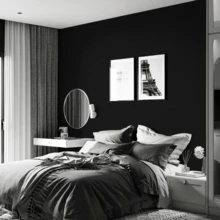 1卷黑色自粘墙纸，PVC材质，可撕贴，加厚防水，易于粘贴和移除，适用于卧室、客厅、天花板、台面、橱柜、家具和家居装修。 - 黑色 - 查看 4