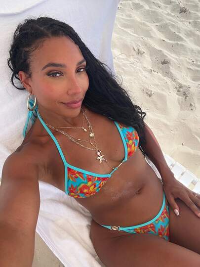 2 件套卡通几何花卉印花休闲可爱优雅性感波西米亚风系带比基尼泳装，春夏