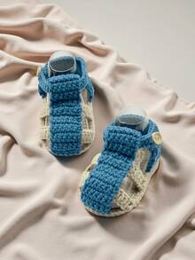 1 Pair Handmade Crochet Infant Sandals, Blue And Cream Color, Mary Jane Style With Buckle Closure - Dusty Blue - View 3
